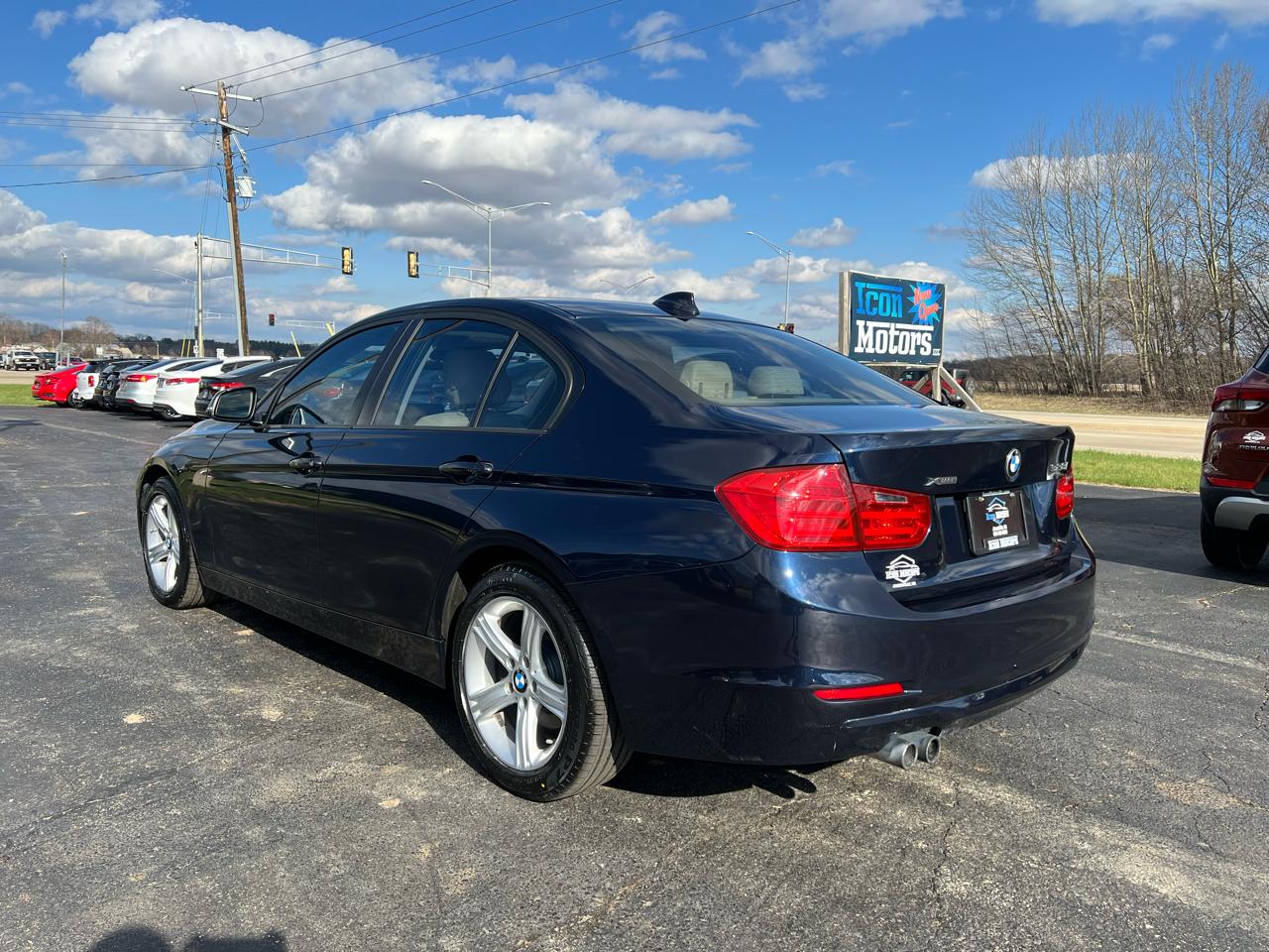 BMW 3-Series 328i xDrive Sedan - SULEV 2013