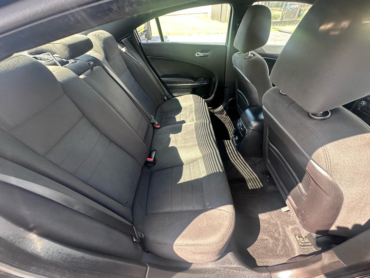 Dodge Charger SE 2012