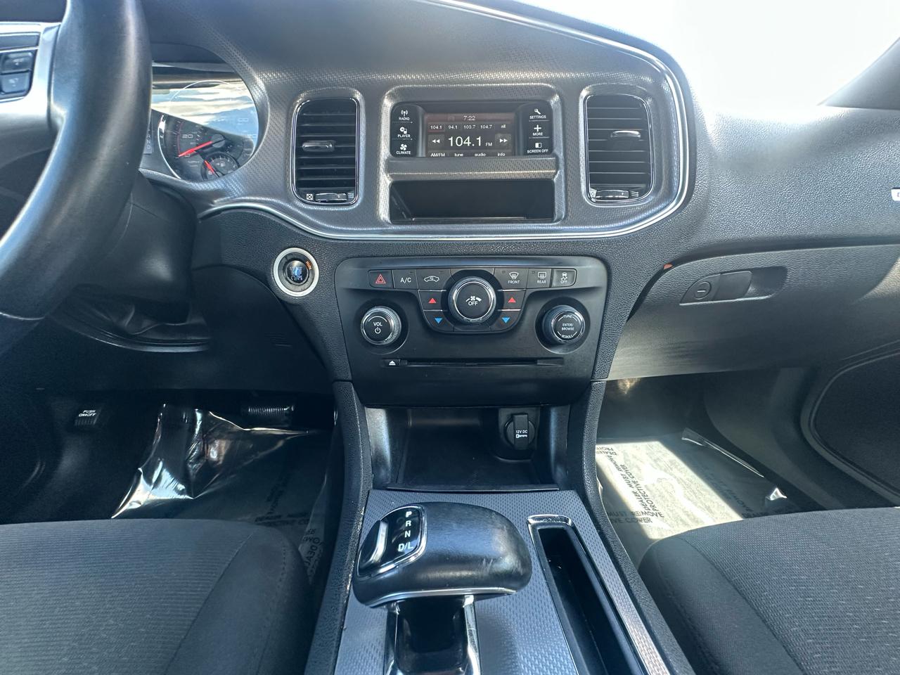 Dodge Charger SE 2012