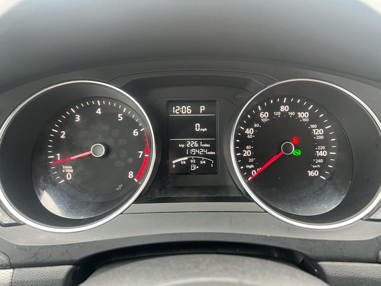 Volkswagen Jetta SE 6A 2015