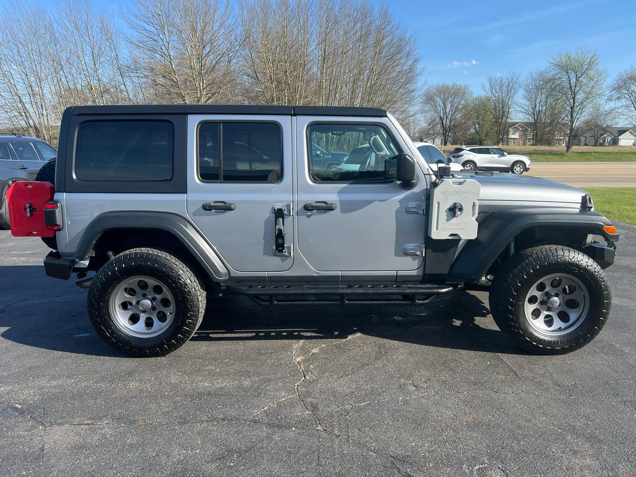 Jeep Wrangler Unlimited Sport 2018