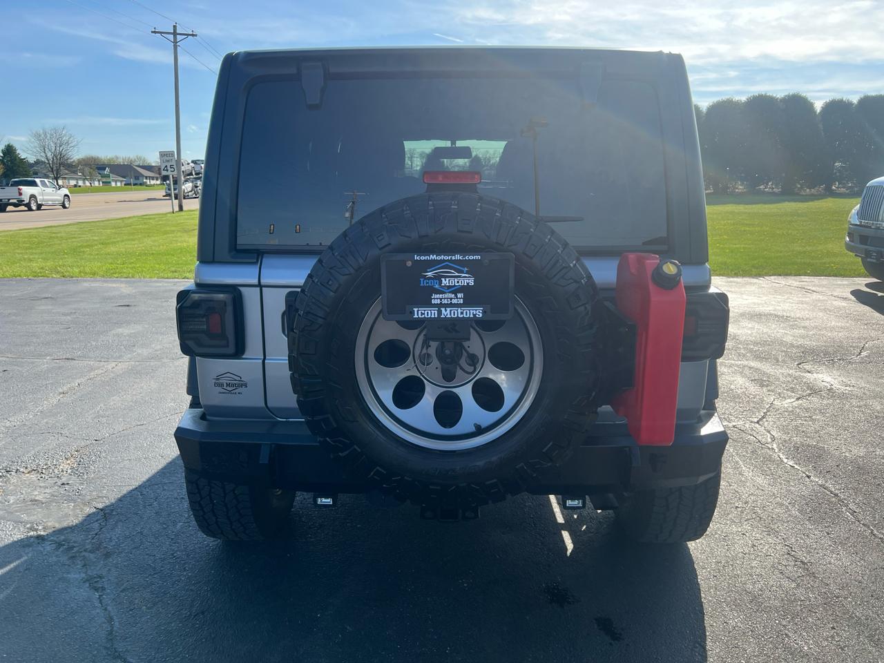 Jeep Wrangler Unlimited Sport 2018