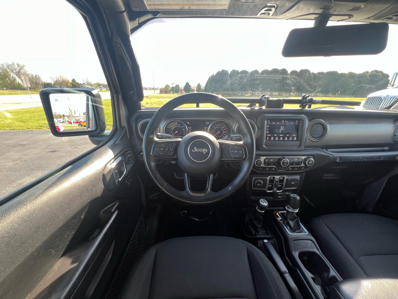 Jeep Wrangler Unlimited Sport 2018