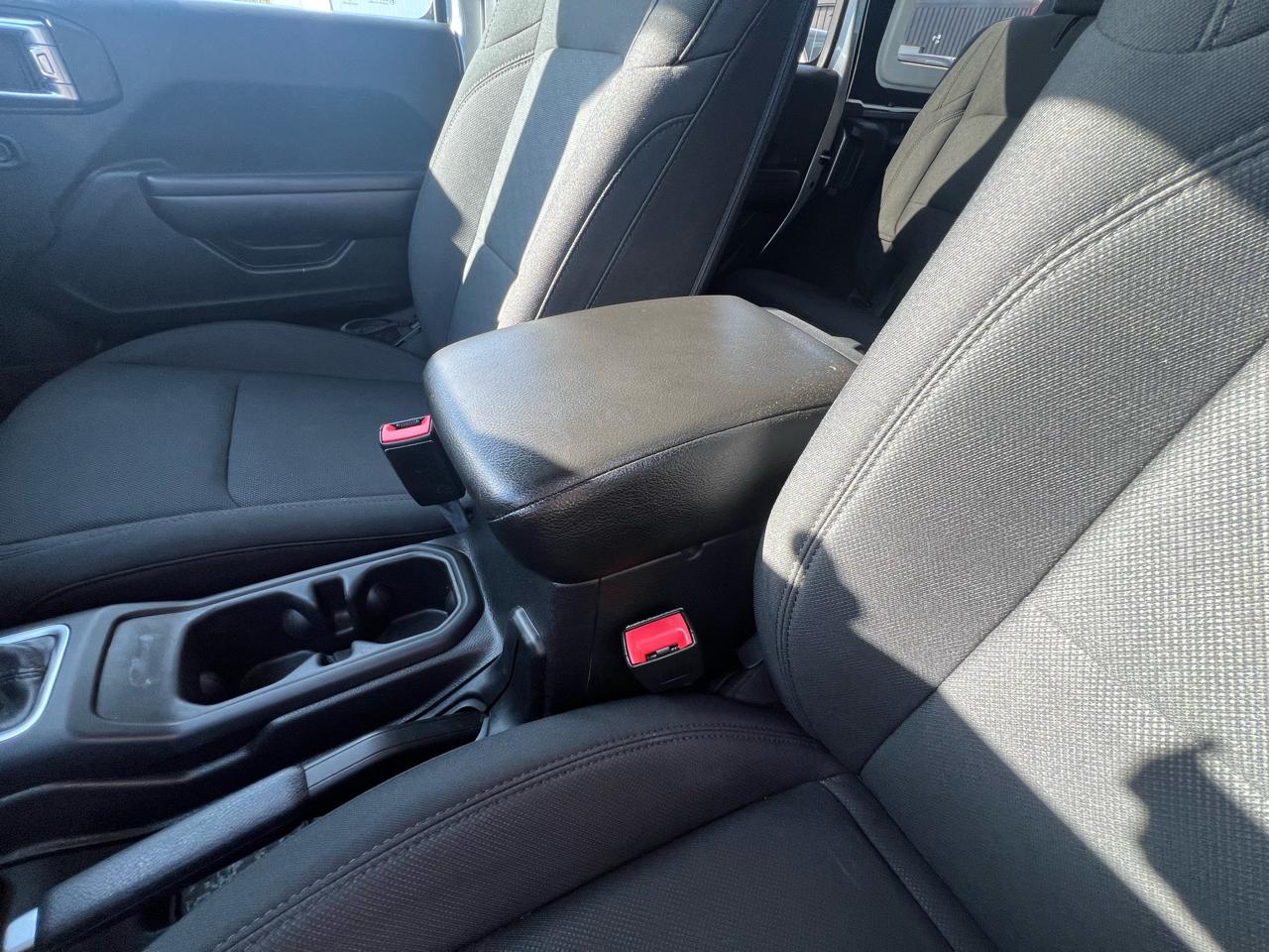 Jeep Wrangler Unlimited Sport 2018