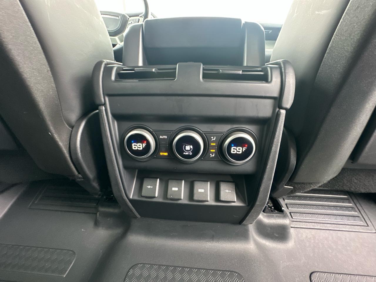 Land Rover Defender P400 110 First Edition 2020