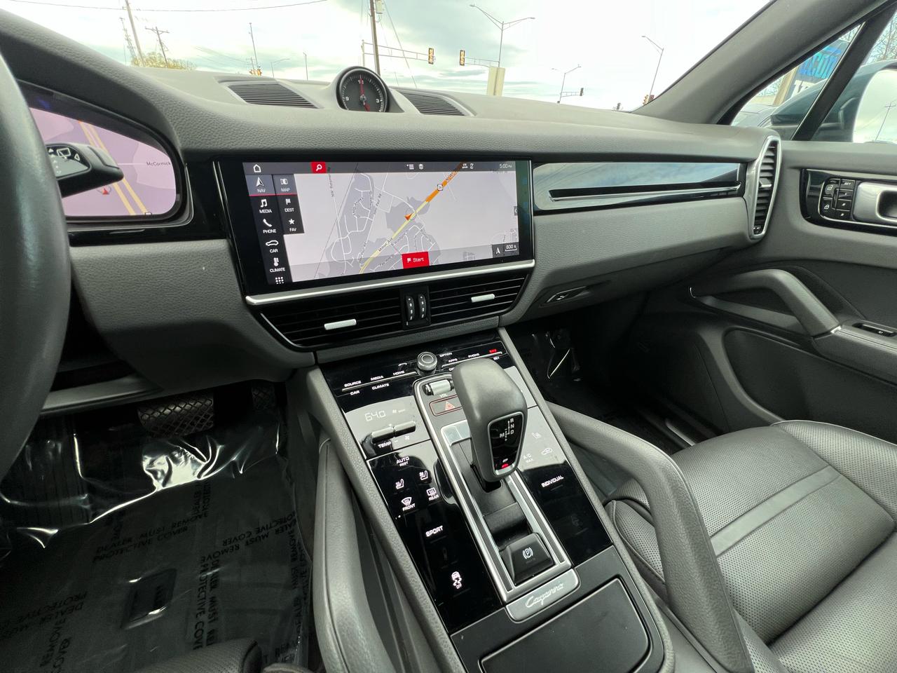 Porsche Cayenne Base 2019