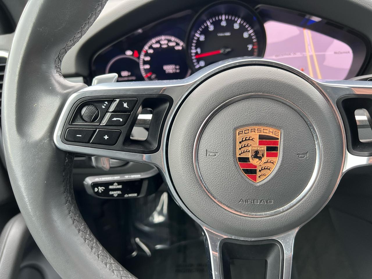 Porsche Cayenne Base 2019