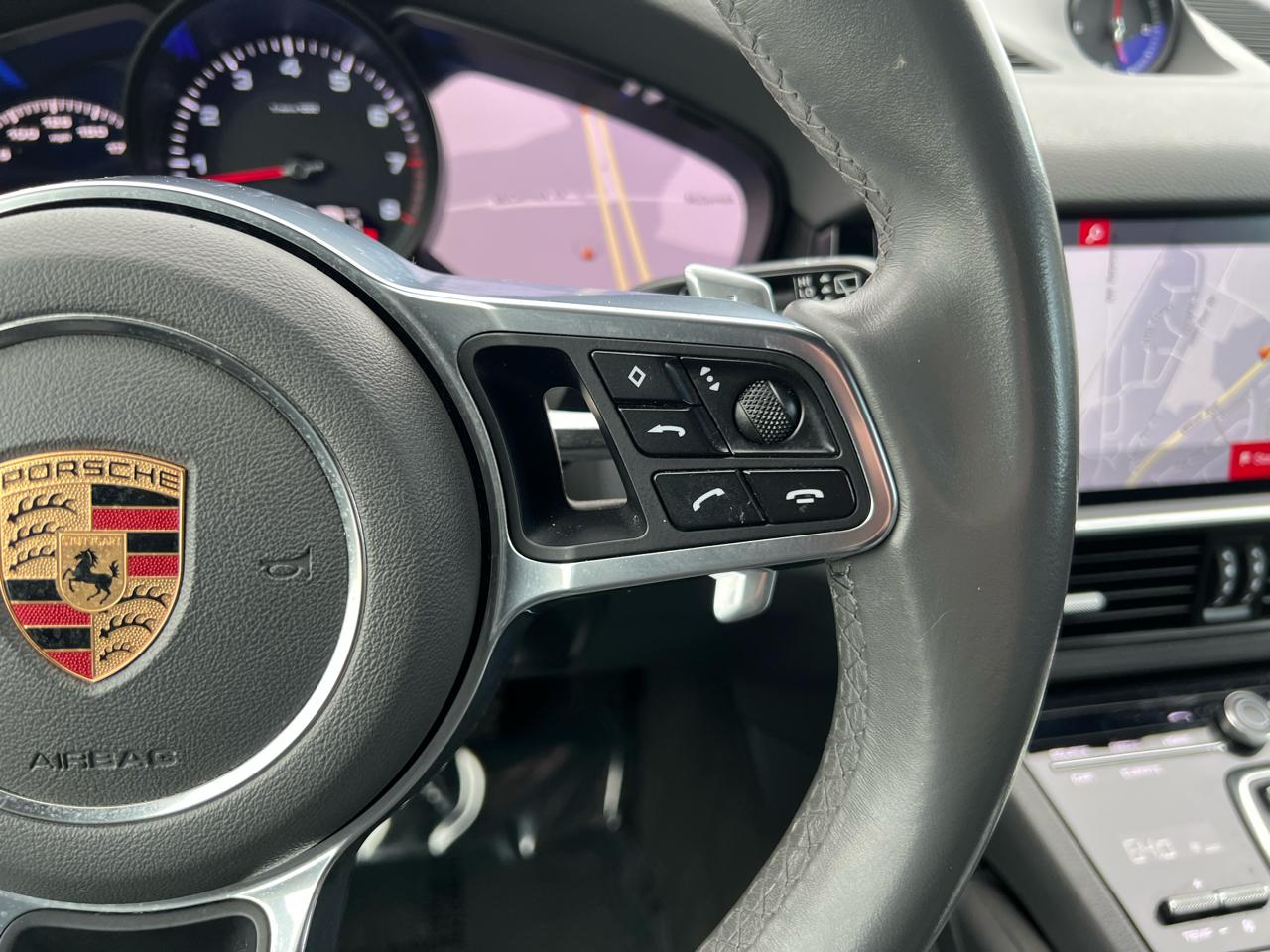 Porsche Cayenne Base 2019