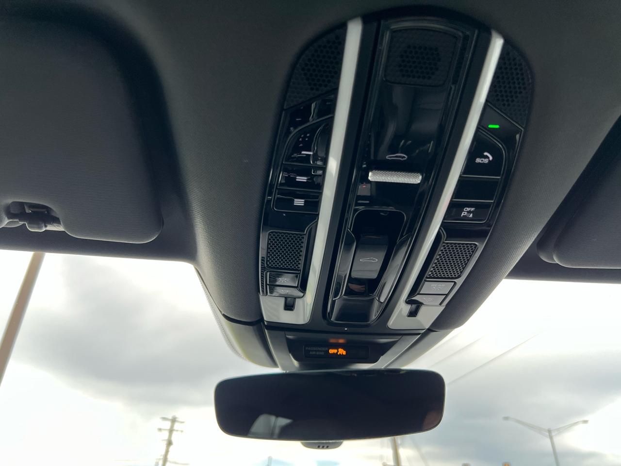 Porsche Cayenne Base 2019