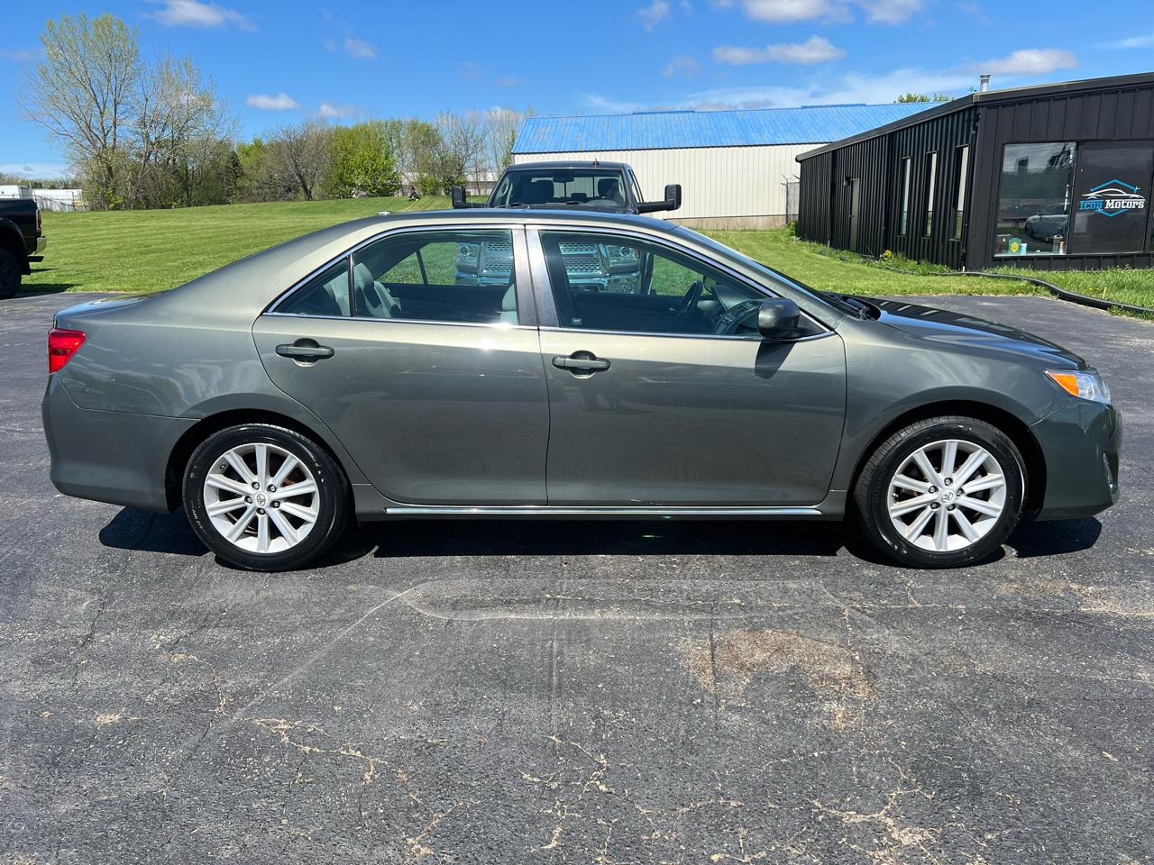 Toyota Camry LE 2012