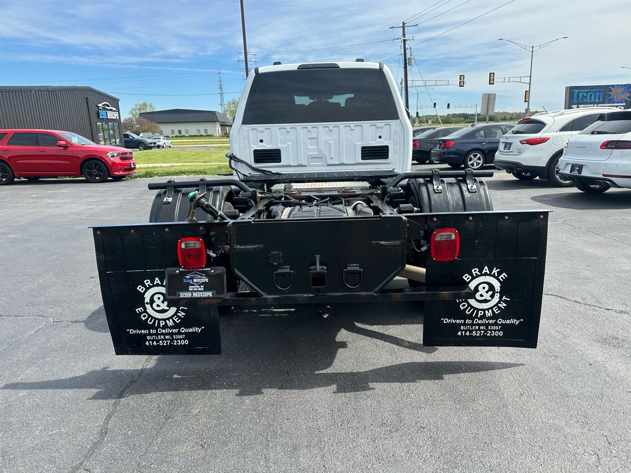 Ford F-550 Crew Cab DRW 2023