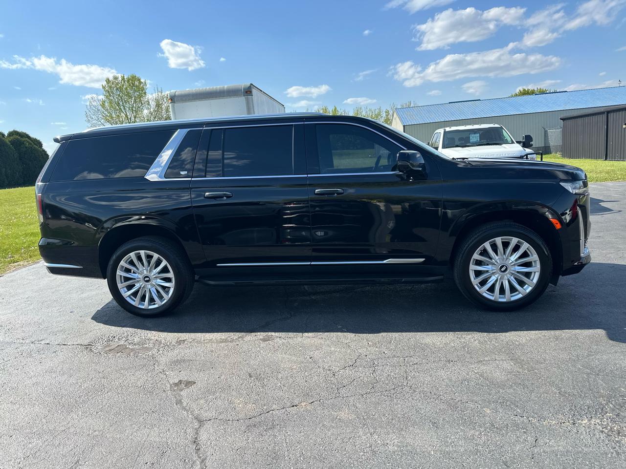 Cadillac Escalade ESV Luxury 2024