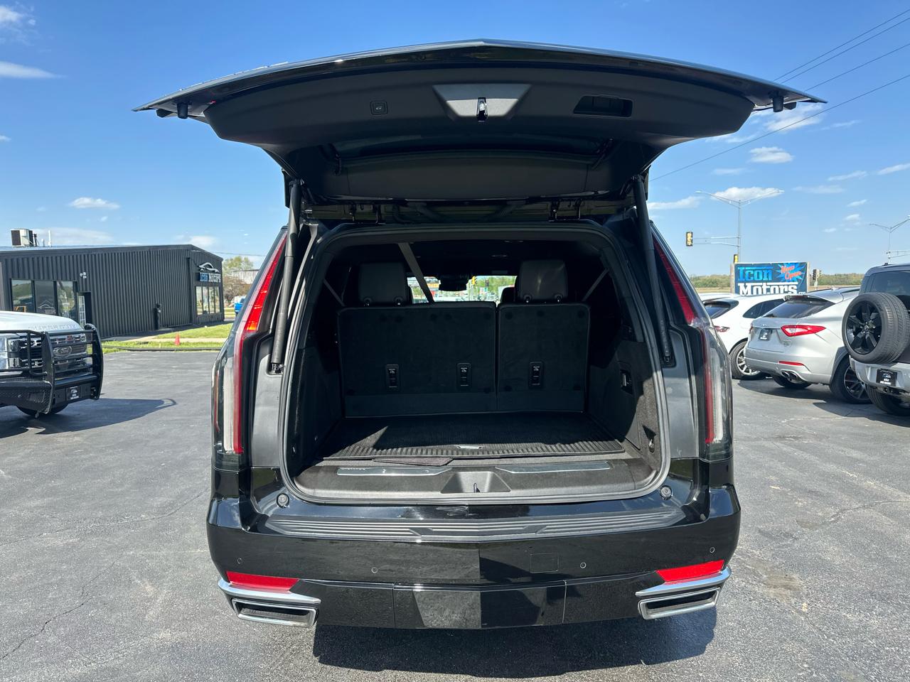 Cadillac Escalade ESV Luxury 2024