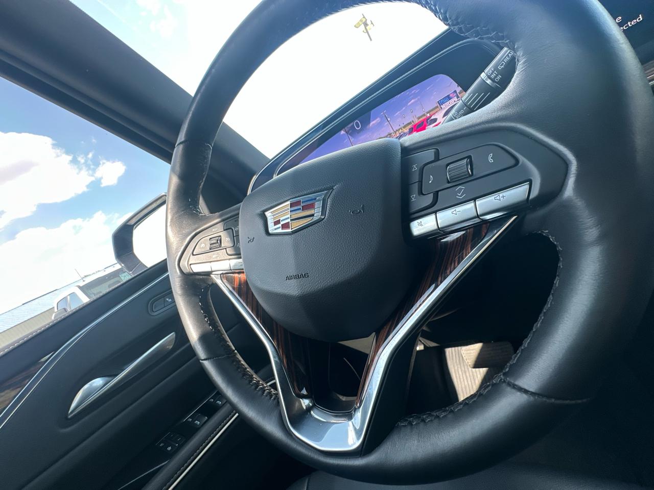 Cadillac Escalade ESV Luxury 2024
