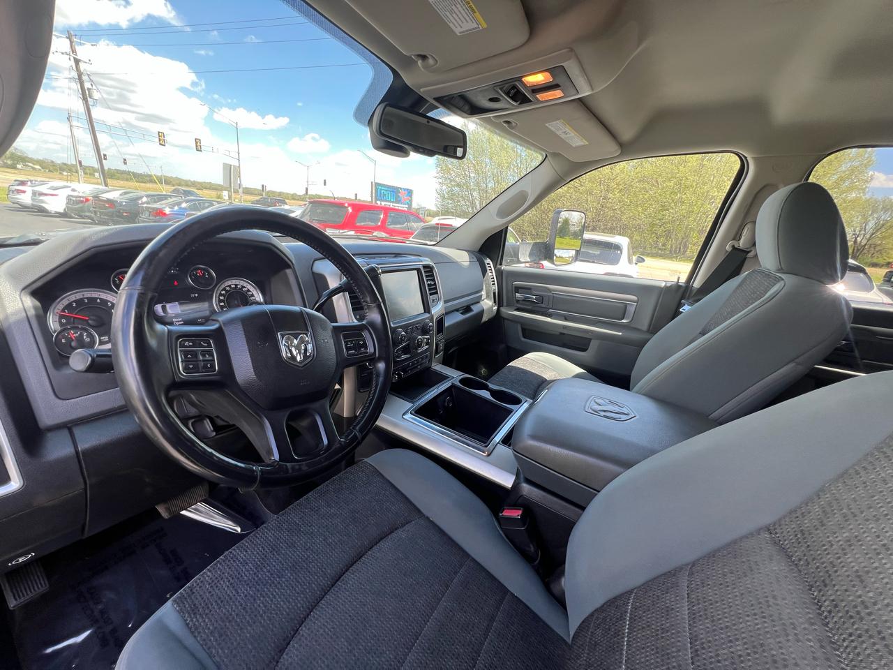 RAM 2500 SLT Crew Cab SWB 4WD 2013