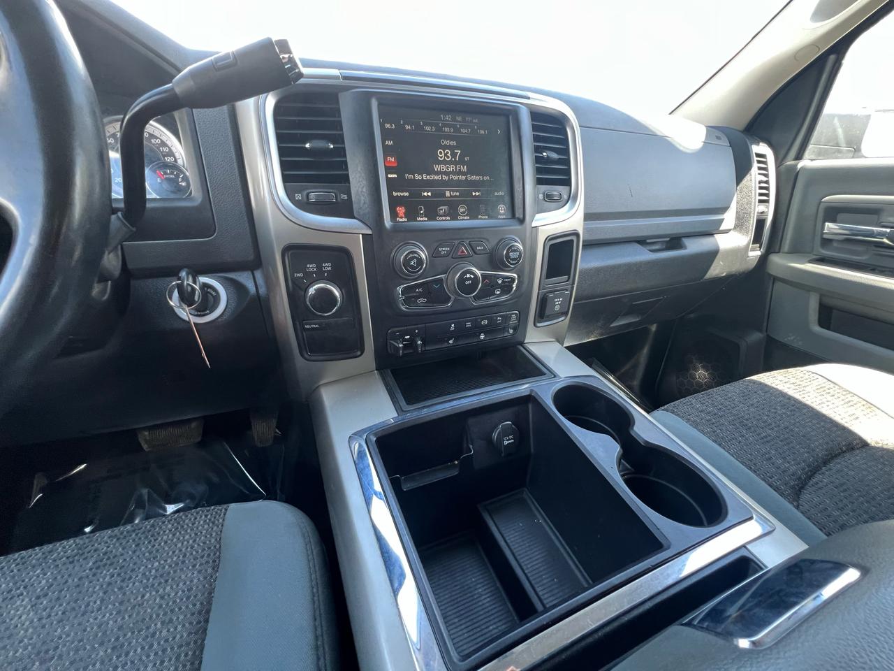 RAM 2500 SLT Crew Cab SWB 4WD 2013