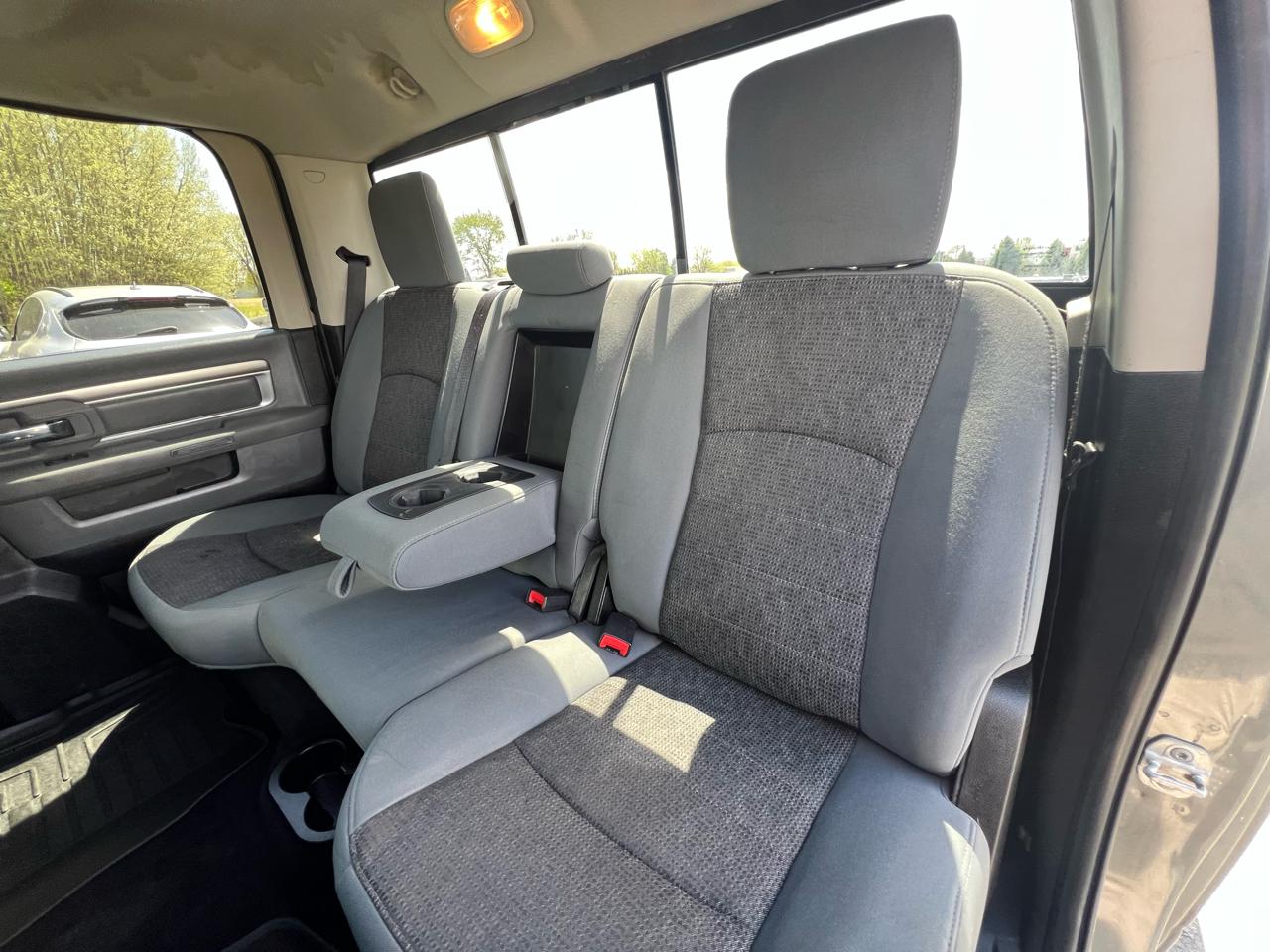 RAM 2500 SLT Crew Cab SWB 4WD 2013