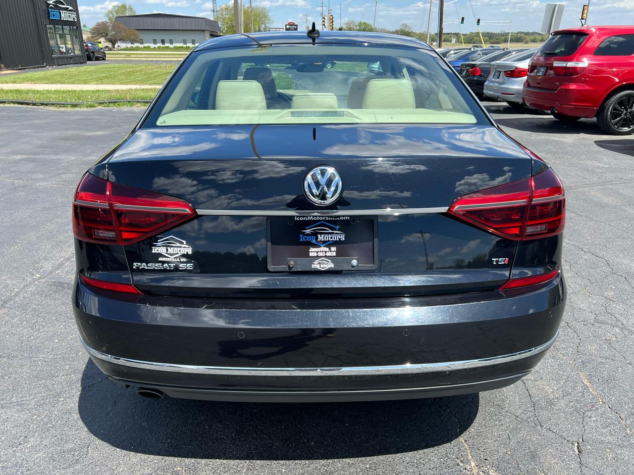 Volkswagen Passat SE 2018