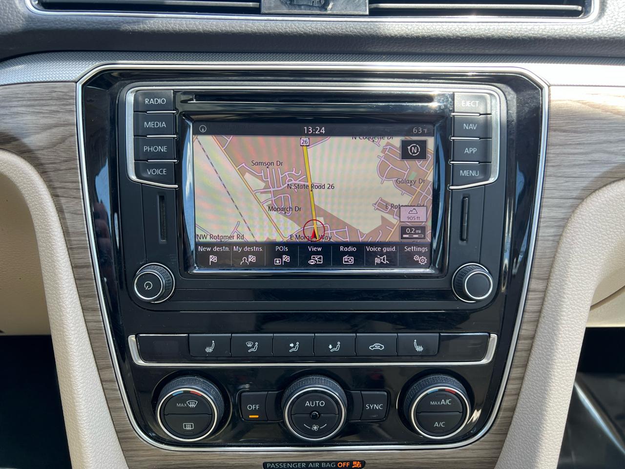Volkswagen Passat SE 2018