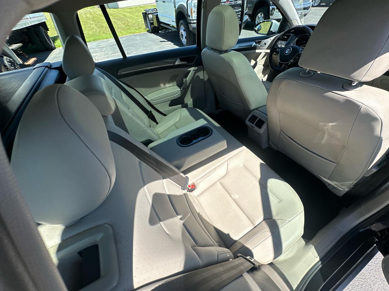 Volkswagen Golf Alltrack TSI S 6A 2017