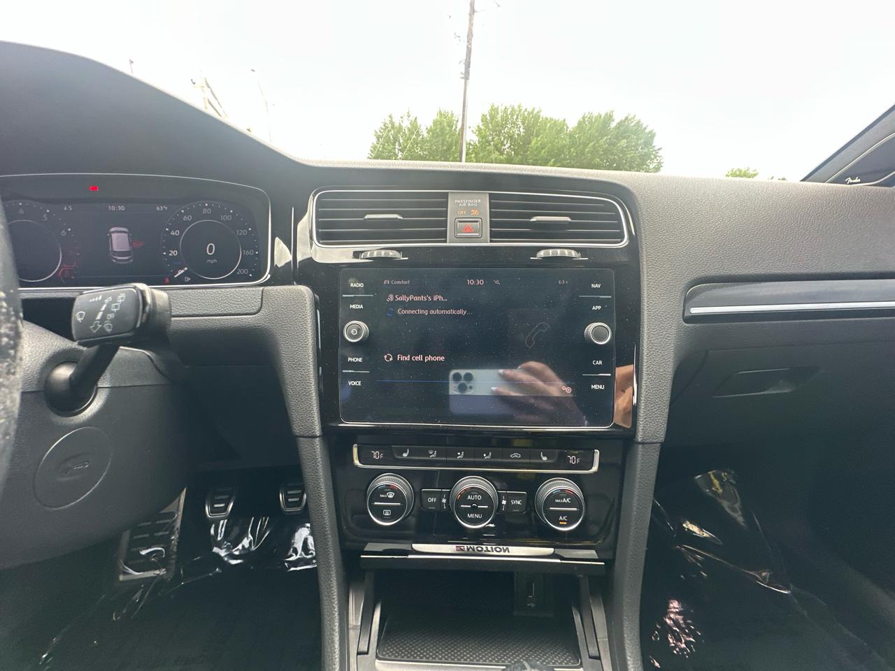 Volkswagen Golf R DCS and Navigation 6M 2018