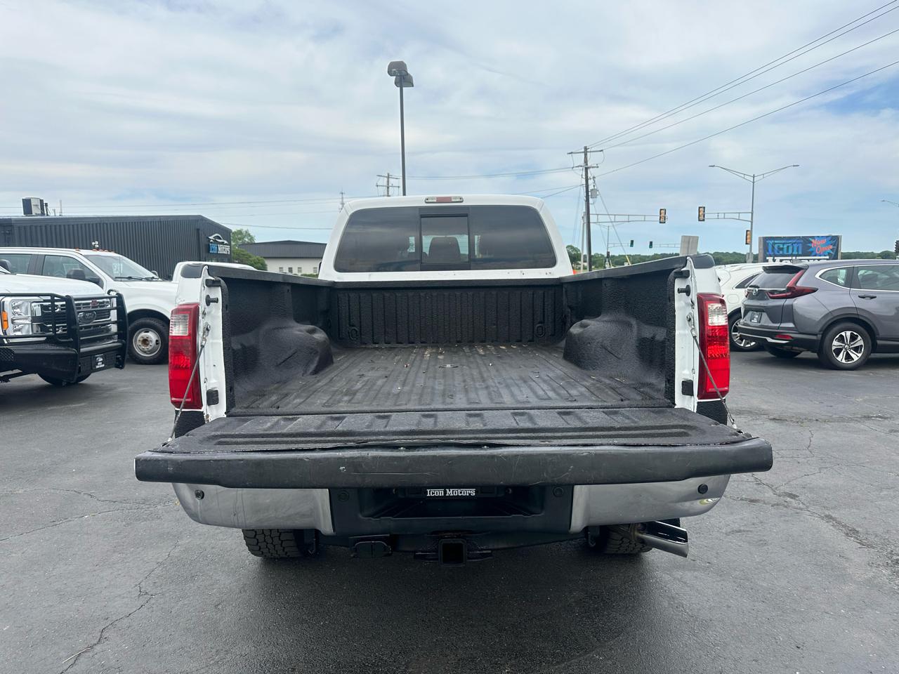 Ford F-350 SD Lariat Crew Cab 4WD 2015