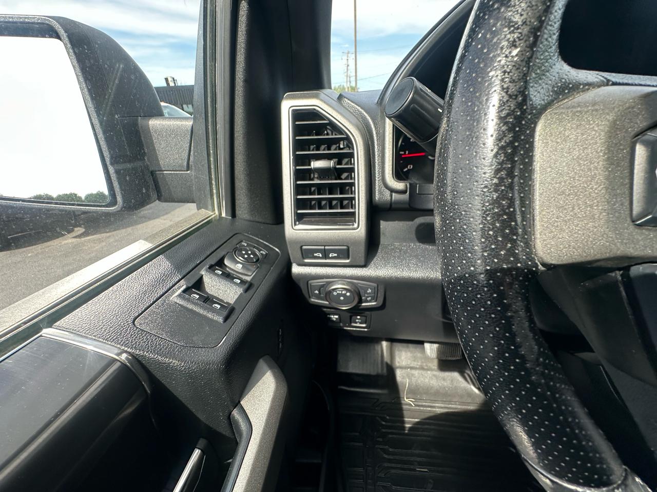 Ford F-150 Raptor SuperCrew 4WD 2019