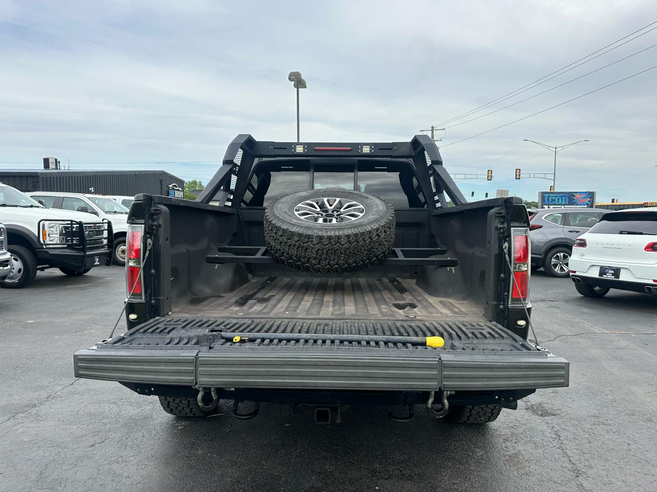 Ford F-150 SVT Raptor SuperCrew 5.5-ft. Bed 4WD 2013