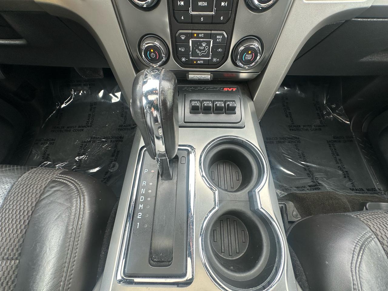 Ford F-150 SVT Raptor SuperCrew 5.5-ft. Bed 4WD 2013
