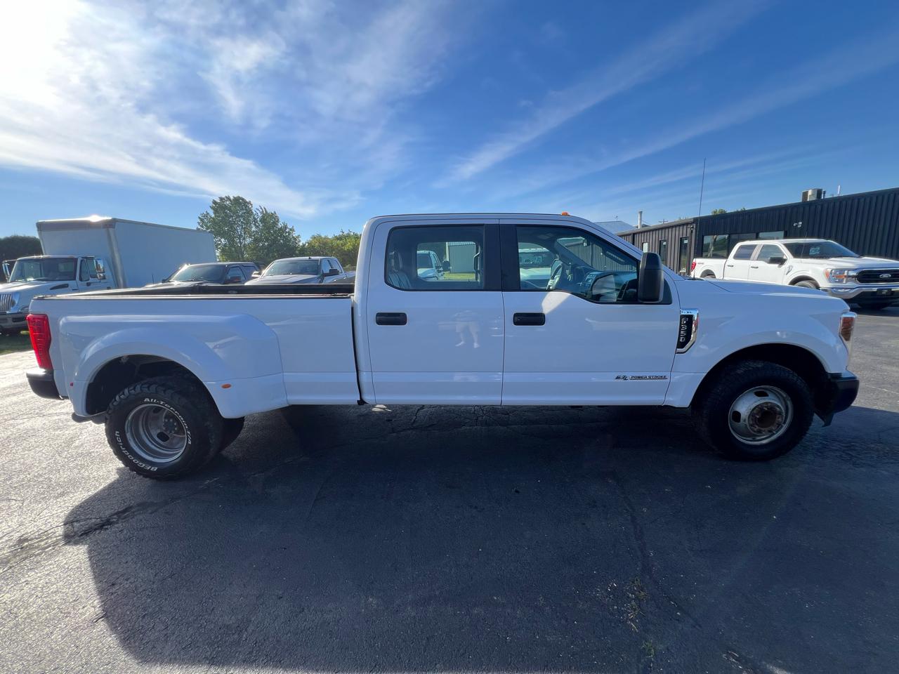 Ford F-350 SD XLT Crew Cab Long Bed DRW 2WD 2019