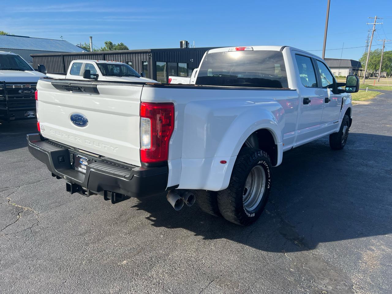 Ford F-350 SD XLT Crew Cab Long Bed DRW 2WD 2019