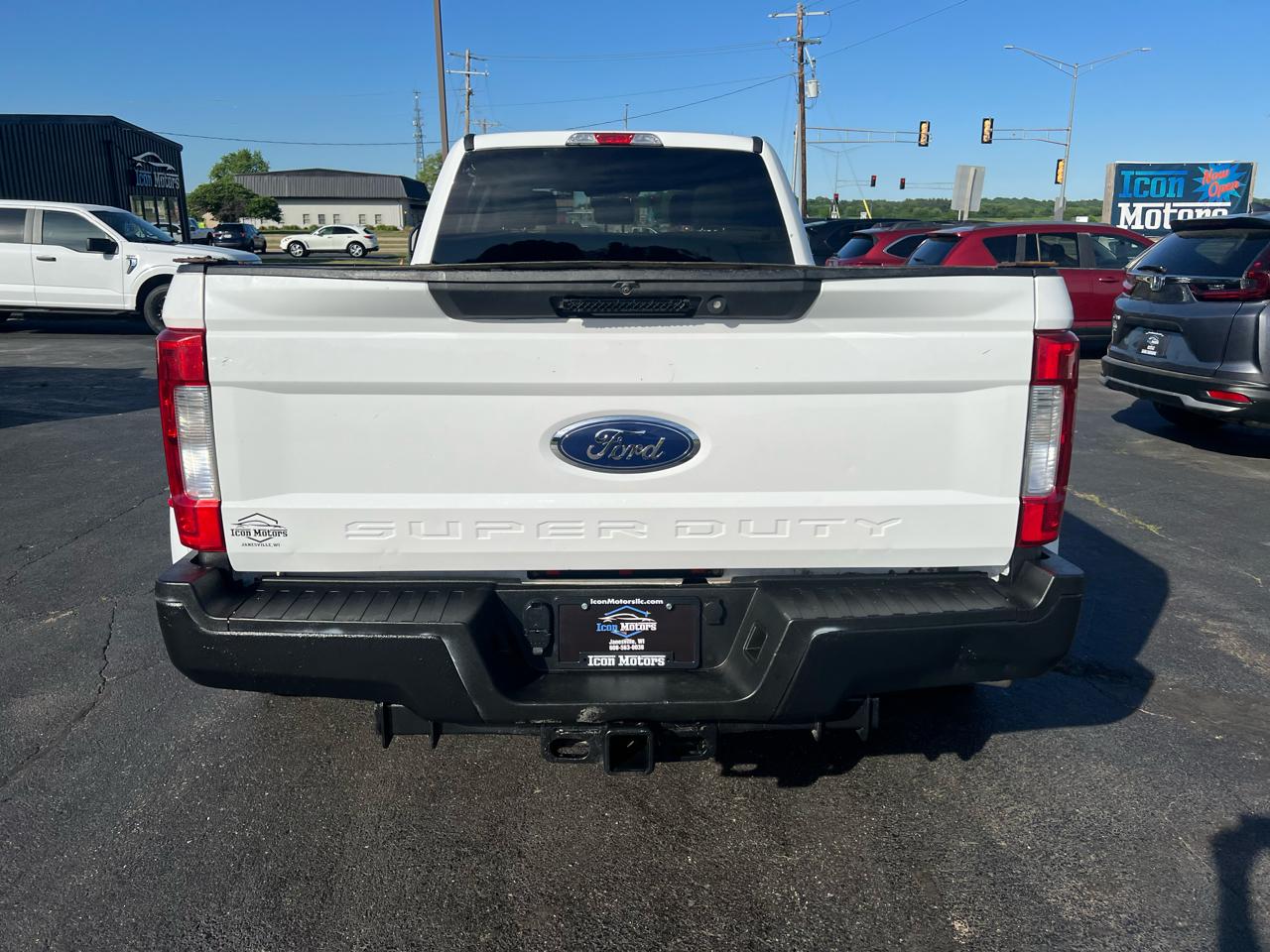 Ford F-350 SD XLT Crew Cab Long Bed DRW 2WD 2019