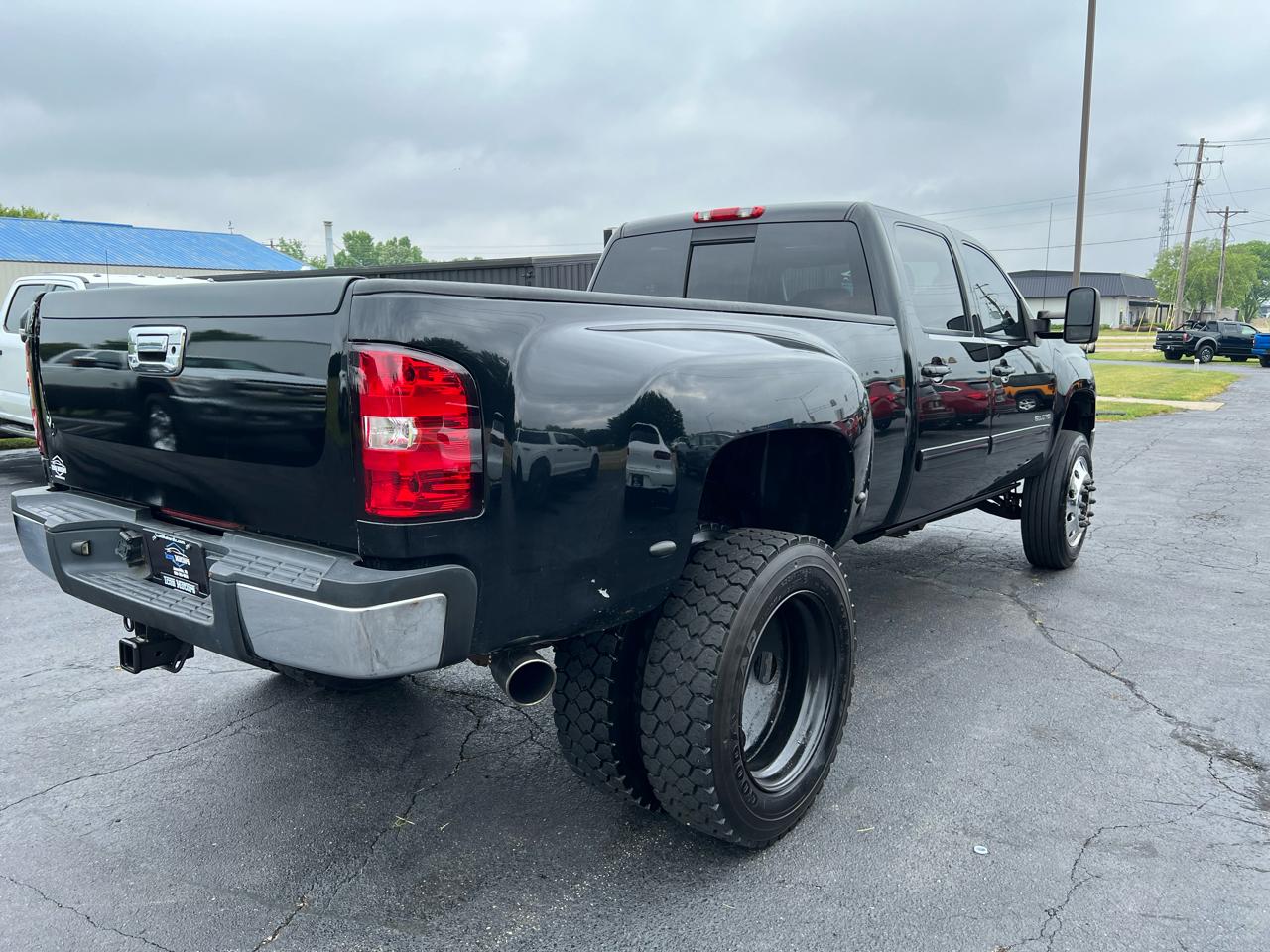GMC Sierra 3500HD SLT Crew Cab DRW 4WD 2009