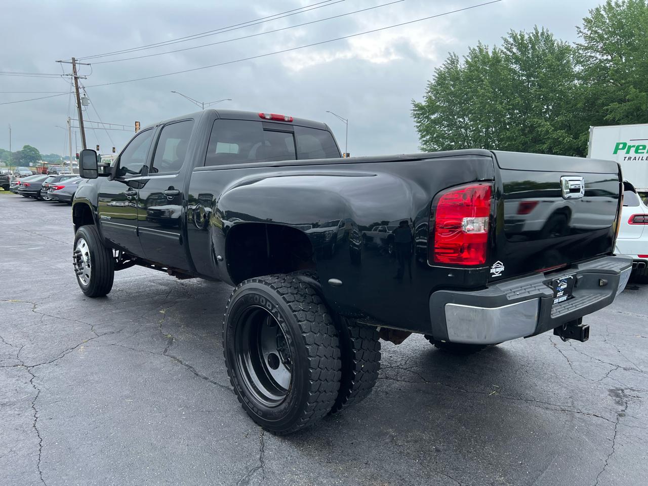 GMC Sierra 3500HD SLT Crew Cab DRW 4WD 2009