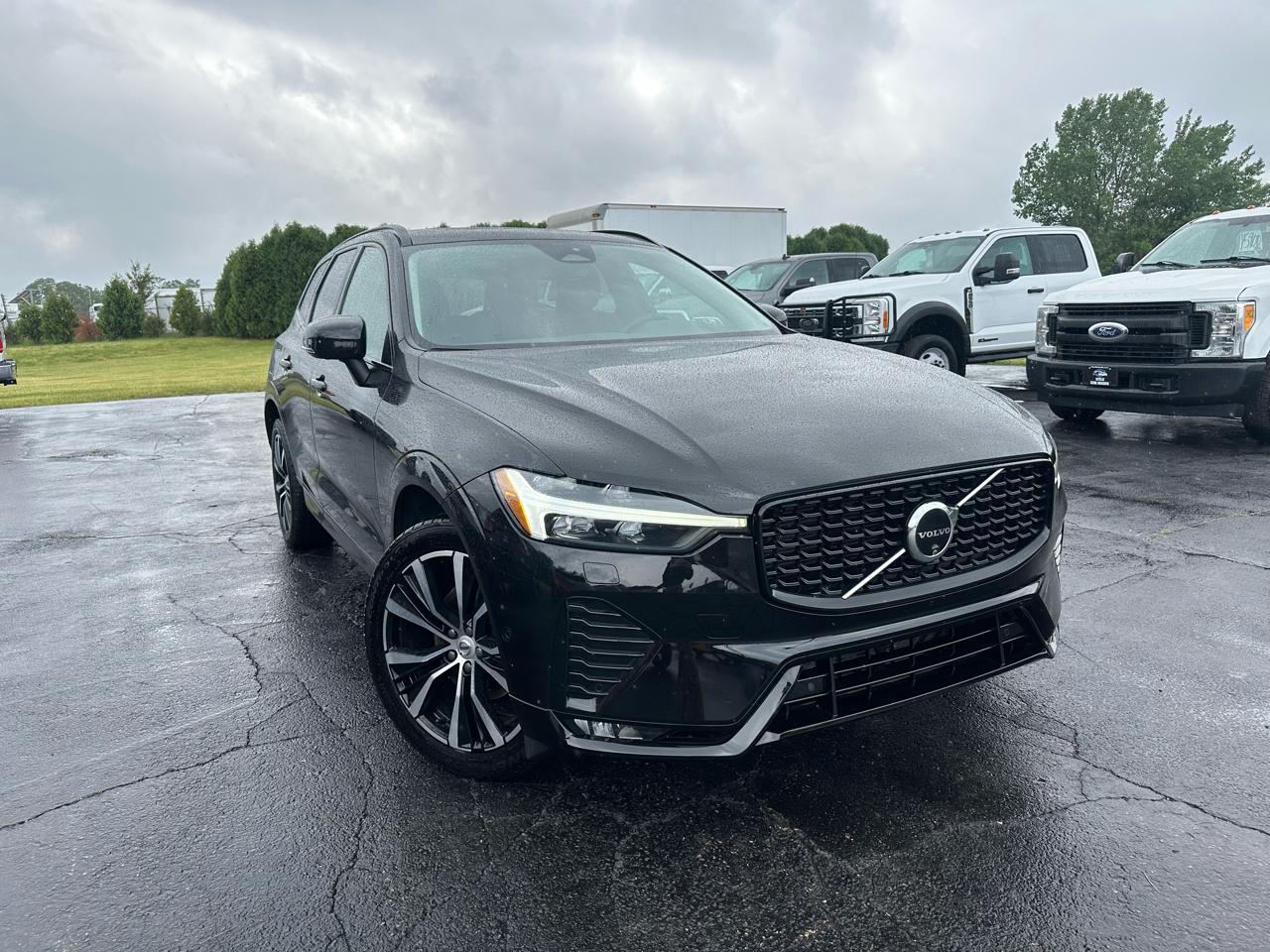 Volvo XC60 B5 Plus Dark AWD 2024