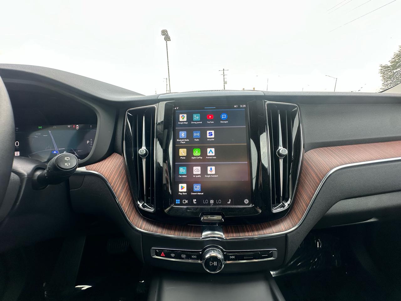 Volvo XC60 B5 Plus Dark AWD 2024