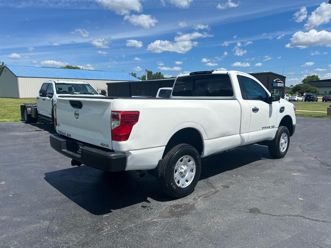 Nissan Titan 4WD 2017