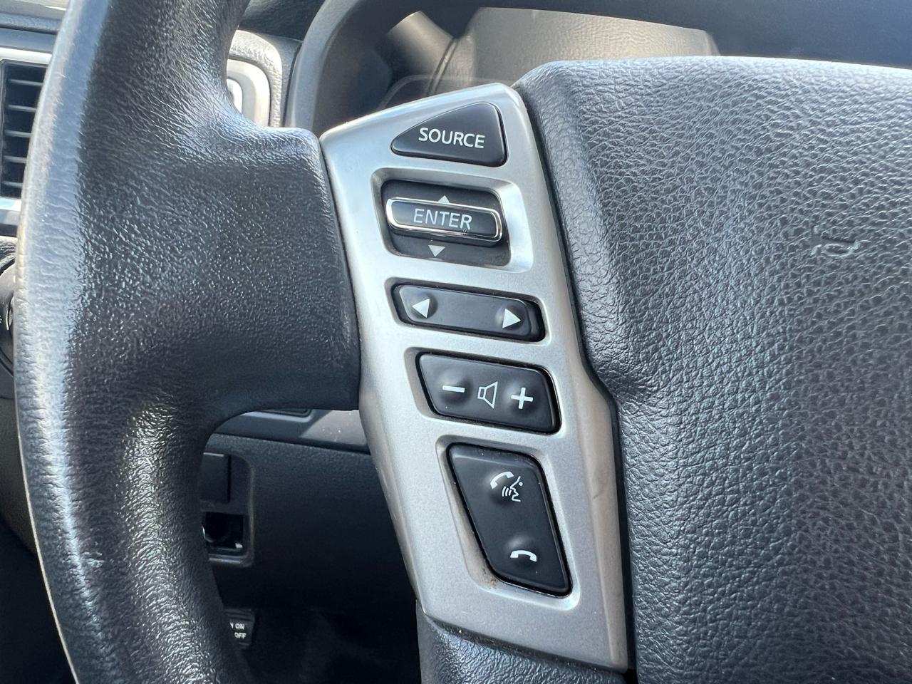 Nissan Titan 4WD 2017