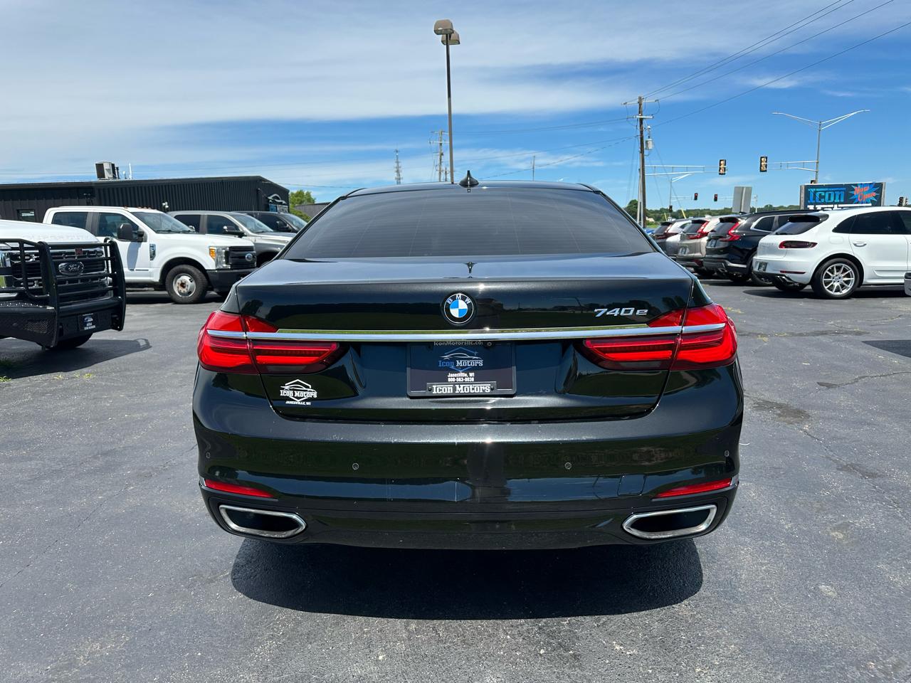 BMW 7-Series 740e xDrive iPerformance 2017