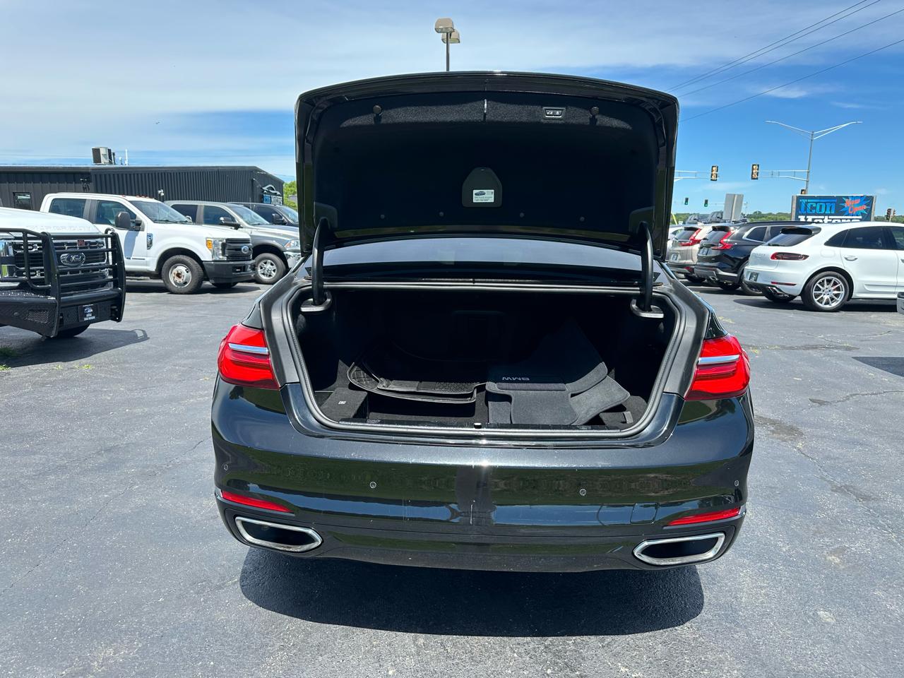 BMW 7-Series 740e xDrive iPerformance 2017