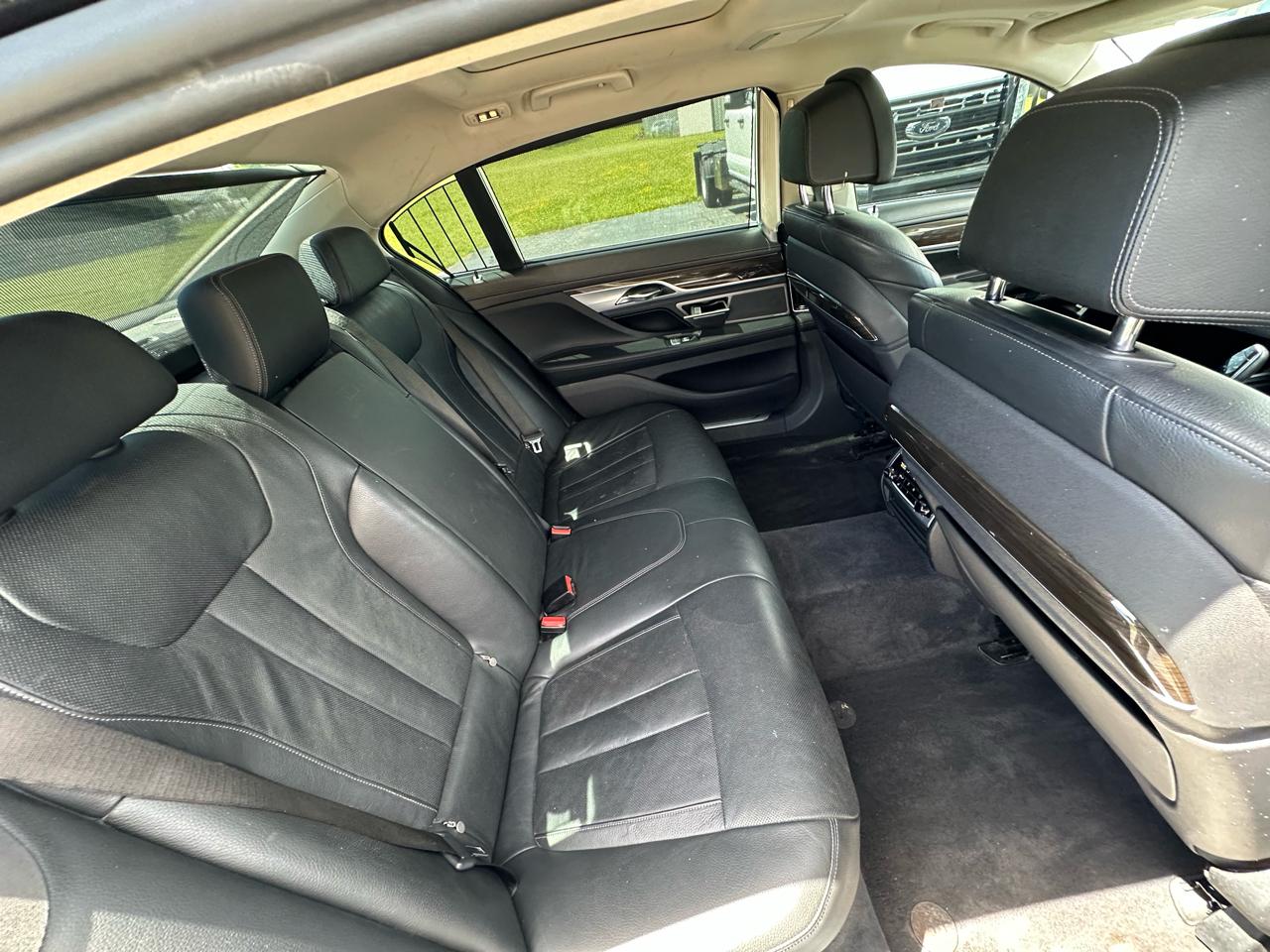 BMW 7-Series 740e xDrive iPerformance 2017