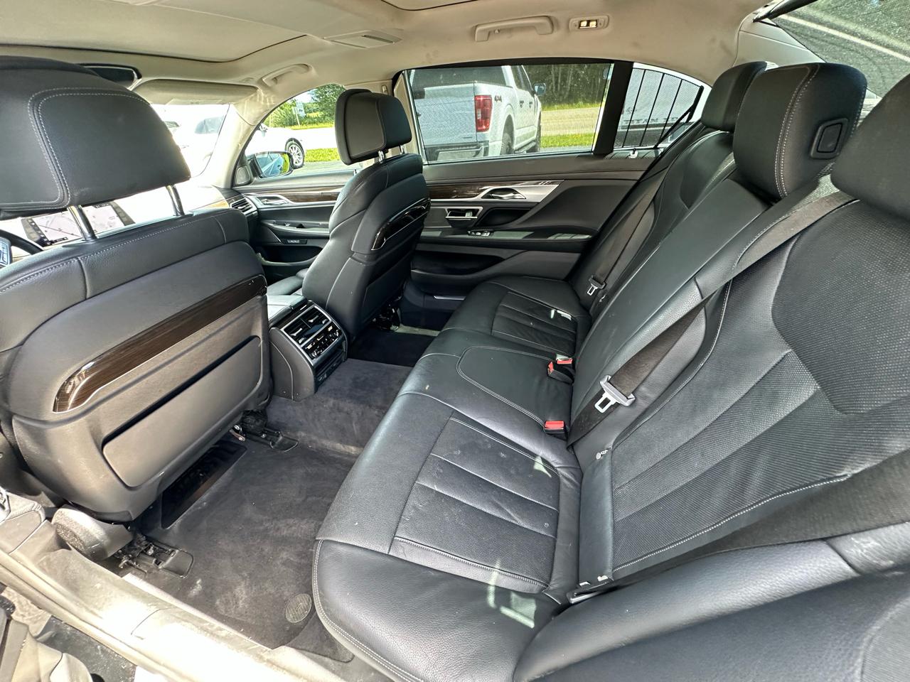 BMW 7-Series 740e xDrive iPerformance 2017