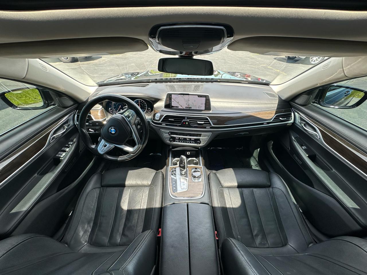 BMW 7-Series 740e xDrive iPerformance 2017