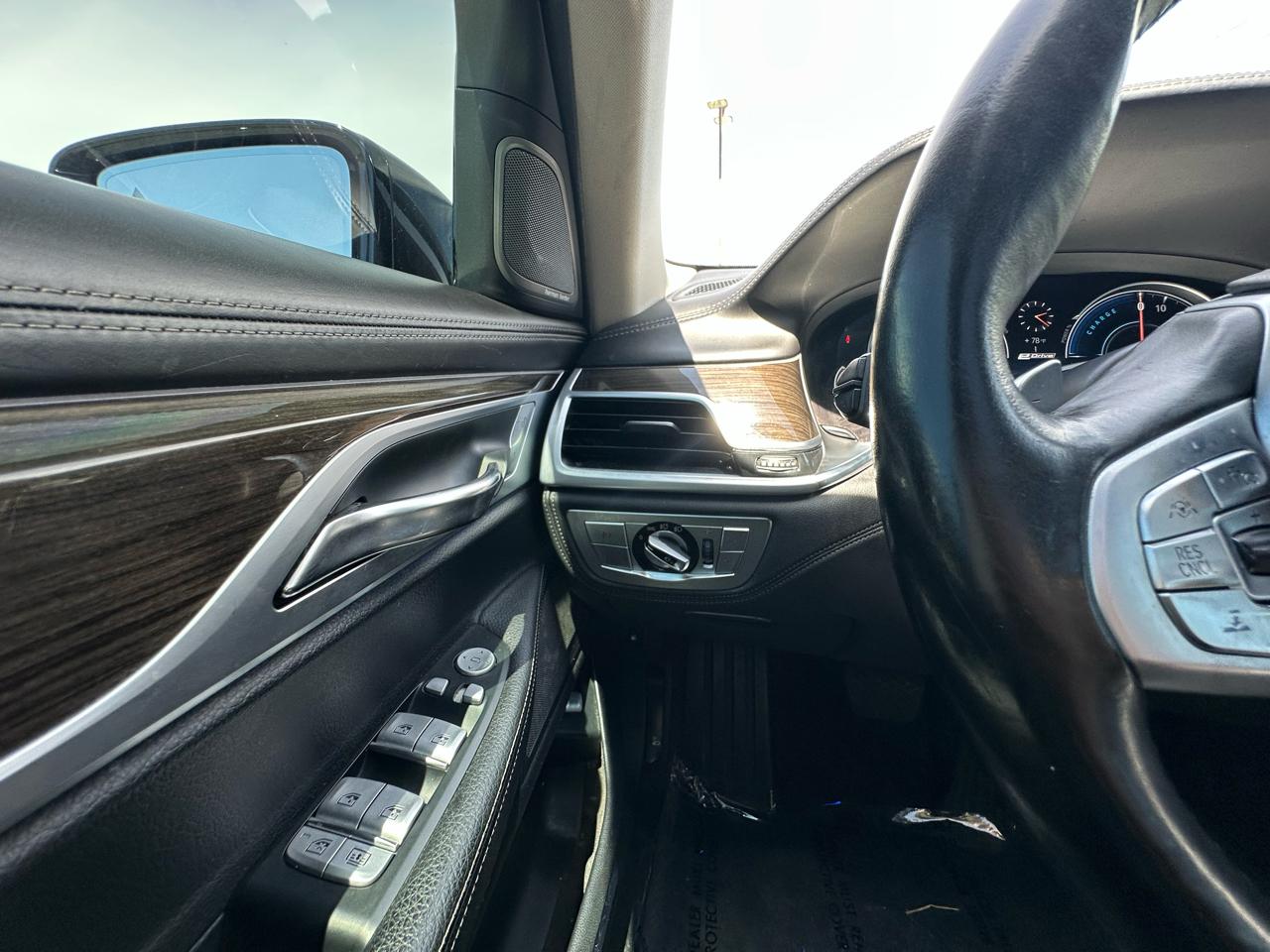 BMW 7-Series 740e xDrive iPerformance 2017