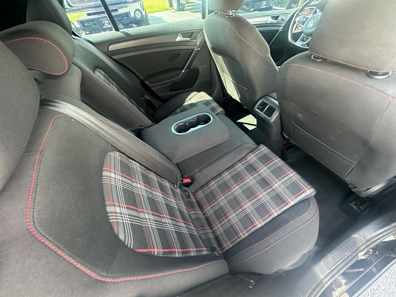 Volkswagen Golf GTI SE 7A 2019