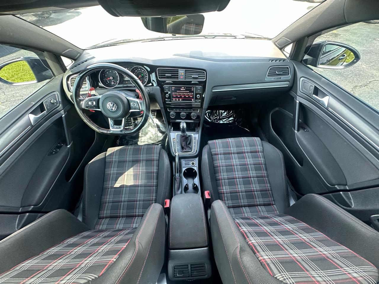 Volkswagen Golf GTI SE 7A 2019