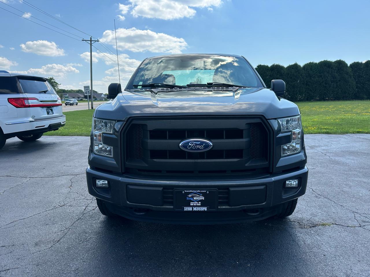 Ford F-150 XLT SuperCab 4WD 2016