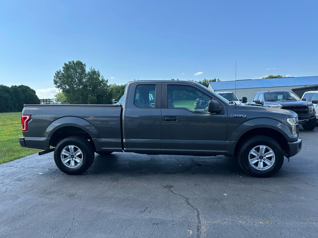 Ford F-150 XLT SuperCab 4WD 2016
