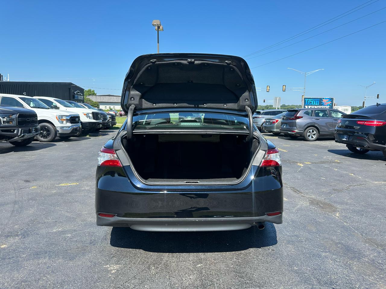 Toyota Camry LE 2019