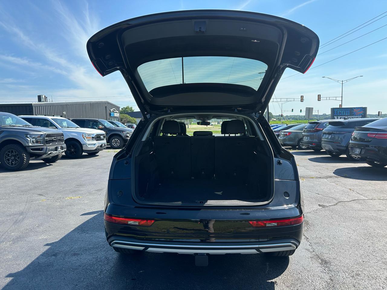 Audi Q5 2.0T Premium Plus quattro 2023
